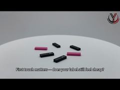 ดูเหตุผลที่เลือก ป้ายยาง PVC นูน ป้ายเสื้อยืดซิลิโคน Supreme การแยกสีแบน