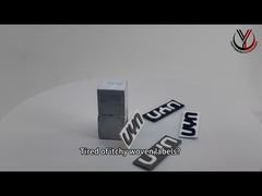 มองใกล้ยิ่งขึ้น: ป้ายการถ่ายเทความร้อนด้วยซิลิโคน 5 สีแบบกำหนดเองสำหรับเสื้อผ้าหมายเลข Pantone