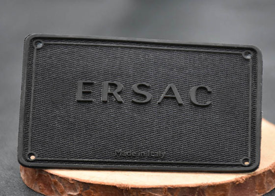 ป้ายการถ่ายเทความร้อนผ้าทอลายทแยงที่ปรับแต่งด้วยโลโก้ซิลิโคนที่พิมพ์