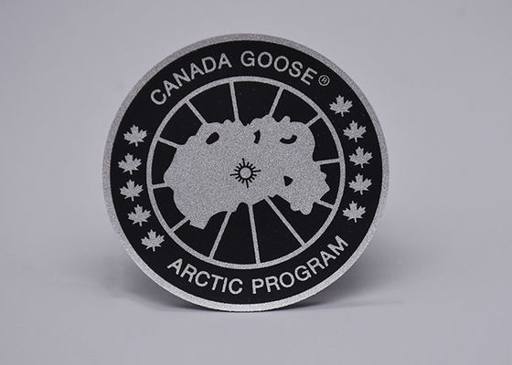 ฉลากการถ่ายเทความร้อนที่พิมพ์สกรีนแบบกำหนดเองสำหรับเสื้อผ้า