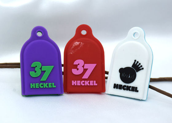 พวงกุญแจยาง PVC ด้านนูน SGS 3D PVC พวงกุญแจสีม่วงแดงขาว