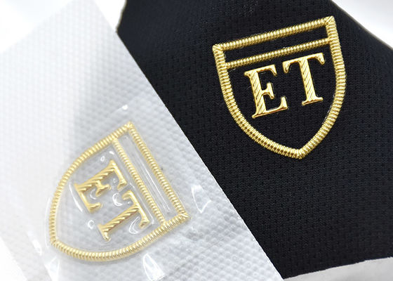 ฉลากเสื้อผ้าการถ่ายเทความร้อน TPU แบบยก 3 มิติสำหรับชุดสกี, ชุดทำงาน